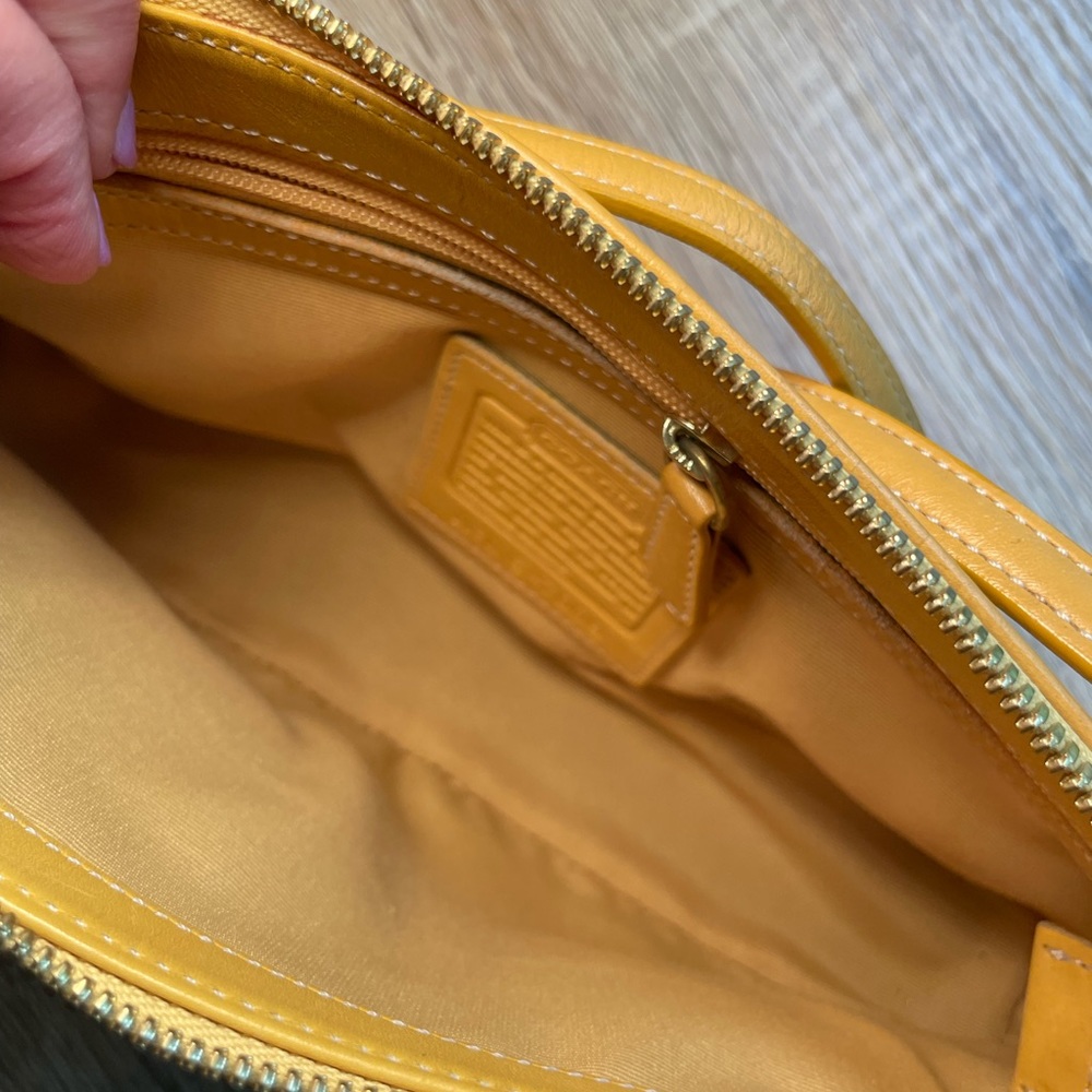 Coach Nolita leather signature shoulder handbag - Picture 6 of 9